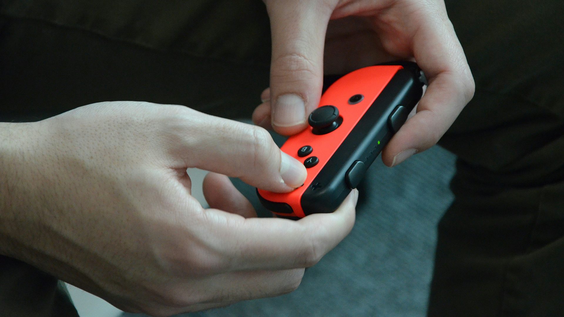 hands-on-joy-con-red-nintendo-switch